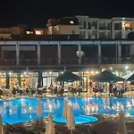 Pollo Resort, Summer Wind