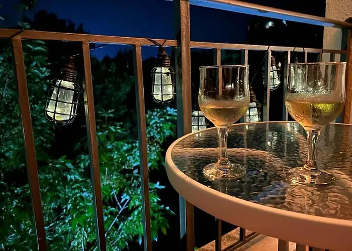 Pollo Resort, Summer Wind アパート サニービーチ