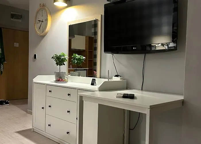 Pollo Resort, Summer Wind アパート サニービーチ